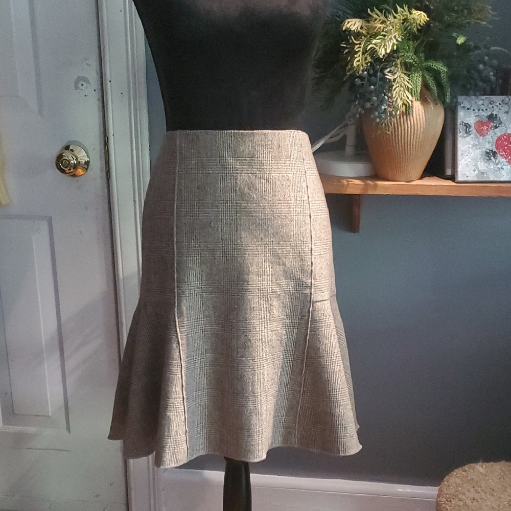 Ann Taylor Elegant Tan A-Line Skirt